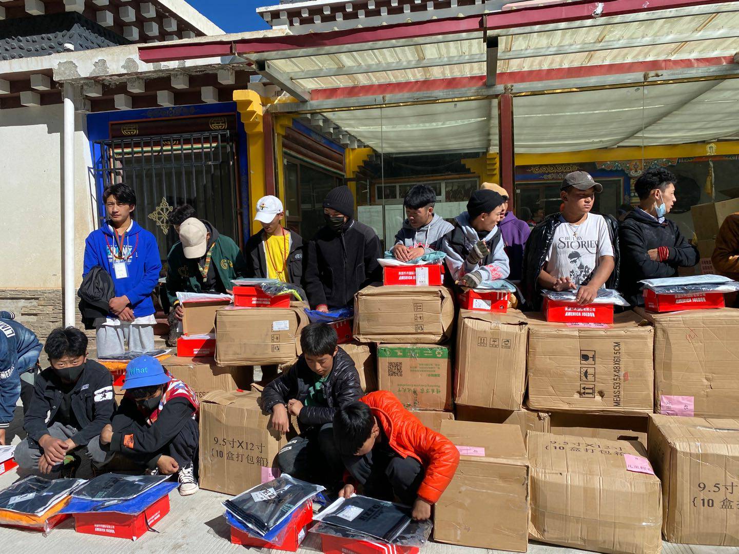 重庆彦霖茶文化有限公司公益回顾丨家国同欢月同圆 温暖满载甘孜州(图7)